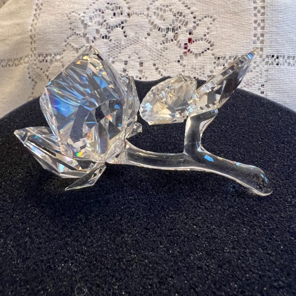 Swarovski's 'Crystal Rose'  #7478 - Picture 5 of 16